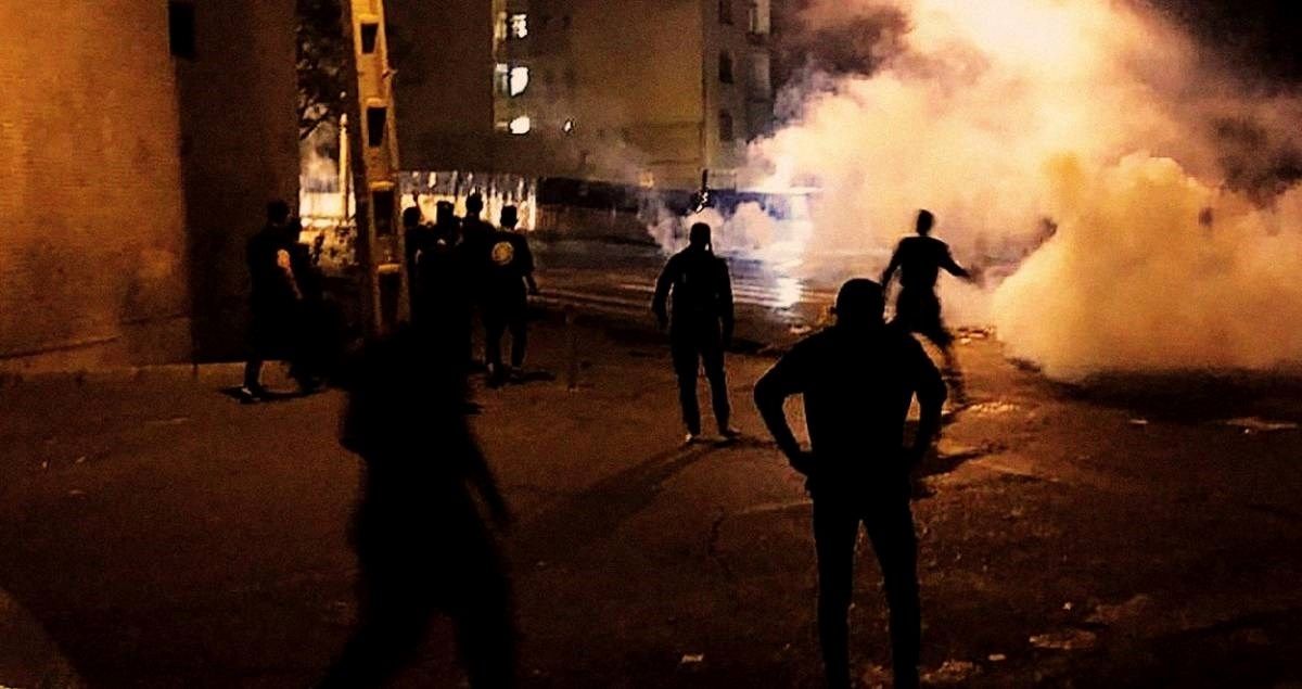 استمرار انتفاضة الإيرانيين العامة للشهر الثاني ودعوات للاعتصامات والعصيان المدني 