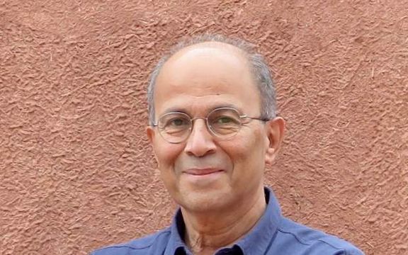 مسعود سپهر، گرافیست پیشکسوت و طراح علائم راهنمایی مترو و کارت ملی در ۶۶ سالگی درگذشت