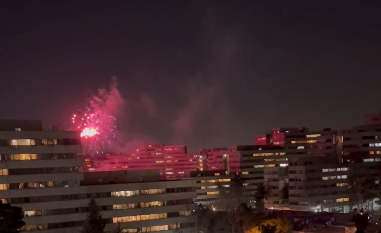 واکنش شهروندان به جشن حکومتی ۲۲ بهمن با شعارهای شبانه علیه جمهوری اسلامی