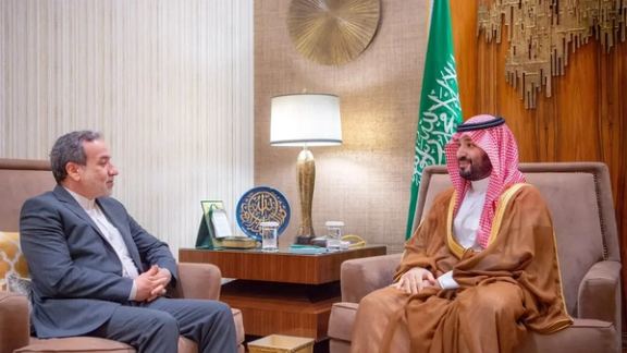 Iran's foreign minister Abbas Araghchi and Saudi Crown Prince Mohammed Bin Salman meeting in Riadh in early October 2024.