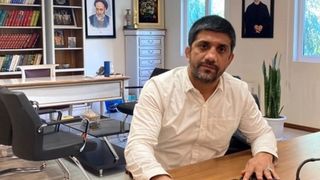 ‘Wrestling Diplomacy’ Pinned Down Over 'Death To America' Slogan