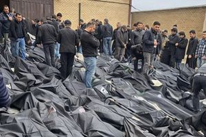 مسلط به زبان مرگ؛ تهران، سال ۶۷ را در ابعادی گسترده تکرار میکند