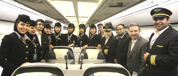 "الحرس الثوري الإيراني" يستجوب طاقم رحلات "ماهان إير" للاشتباه في تجسسهم لصالح إسرائيل