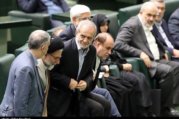 Pezeshkian among his nominated minister in parliament on August 17