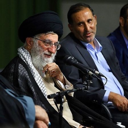 با حکم رییس صداوسیما؛ علیرضا قزوه، شاعر نزدیک به دفتر خامنهای در صداوسیما پست گرفت