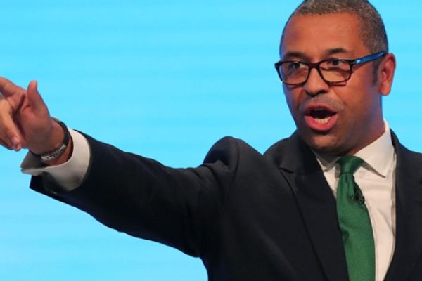 بریتانیا از تحریم کلیت سپاه پاسداران و شرکتهای تامین پهپاد برای روسیه خبر داد