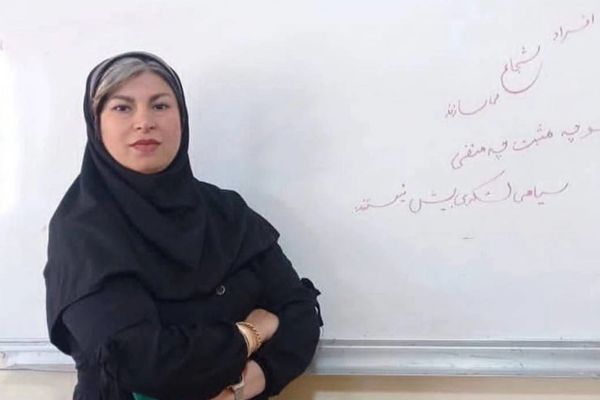 دادگاه تجدیدنظر چهار فعال صنفی معلمان در استان خوزستان برگزار میشود