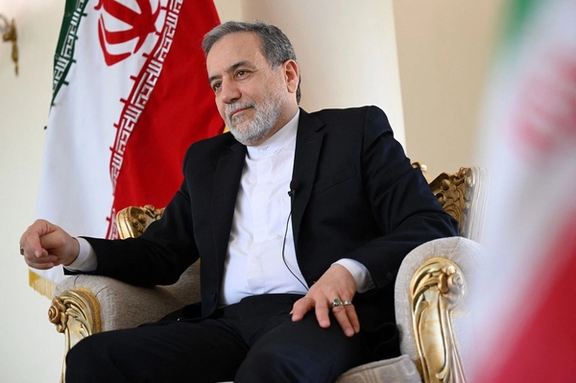 وزير خارجية إيران: اليورانيوم الخاص بنا تحت أنقاض المنشآت النووية التي قُصفت