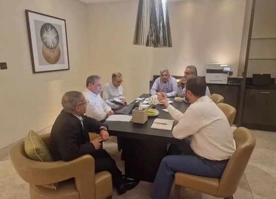 Iran delegation in Muscat