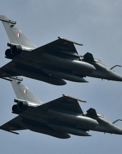 با ادامه تنش، پاکستان یک موشک دیگر آزمایش کرد، هند رزمایش امنیتی برگزار میکند