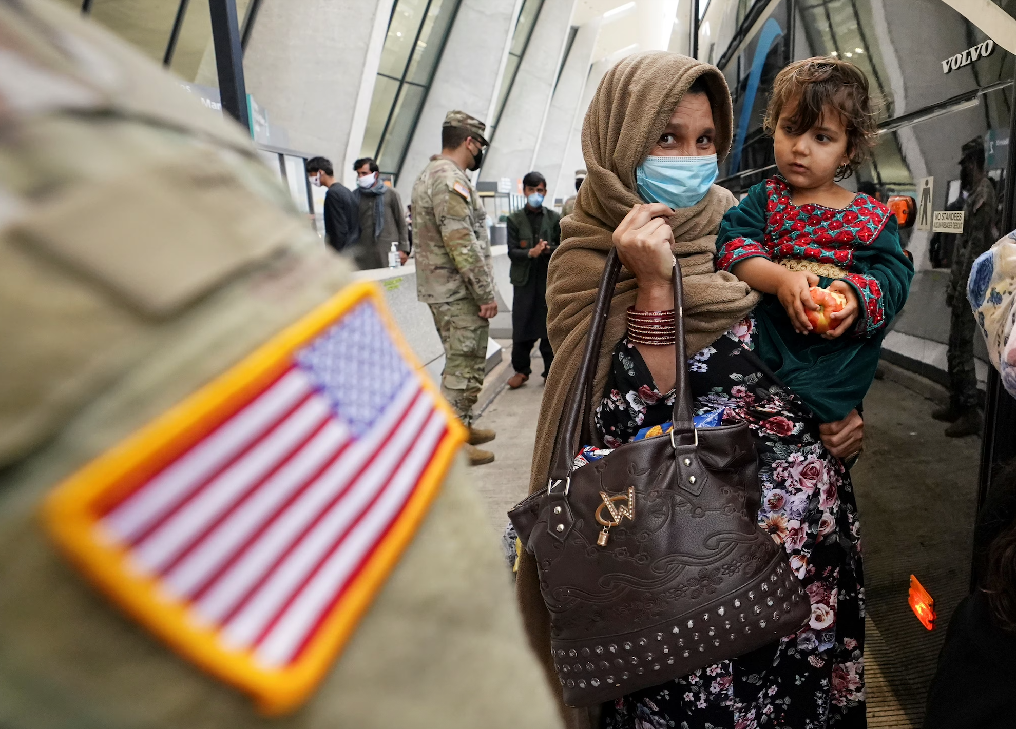  دولت ترامپ به برنامه مصونیت موقت از اخراج برای هزاران افغان و کامرونی در آمریکا پایان داد