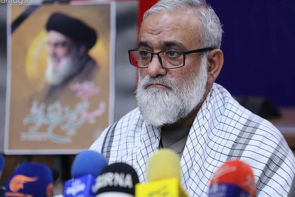 معاون برکنارشده سپاه: آمریکا برای فروش نفت دریوزگی میکند