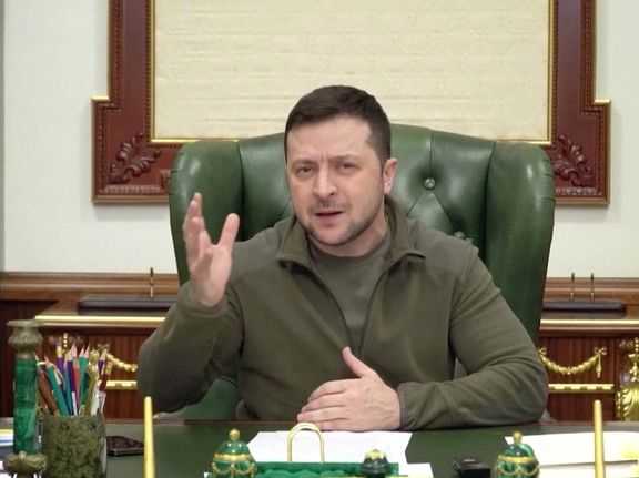 زلنسکی: ادعای روسیه درباره خالی بودن بیمارستان بمباران شده دروغ است، سه نفر کشته شدند