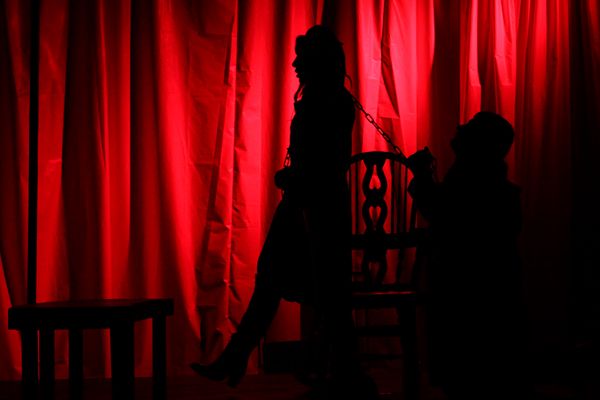 امیرحسین بریمانی برای شش ماه از کار در تئاتر و نمایشهای هنری منع شد