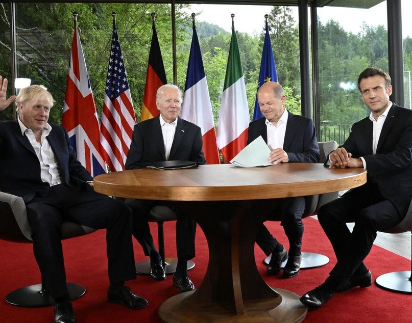 بايدن يبحث مع قادة الترويكا الأوروبية الاتفاق النووي وأعمال طهران "المزعزعة للاستقرار"