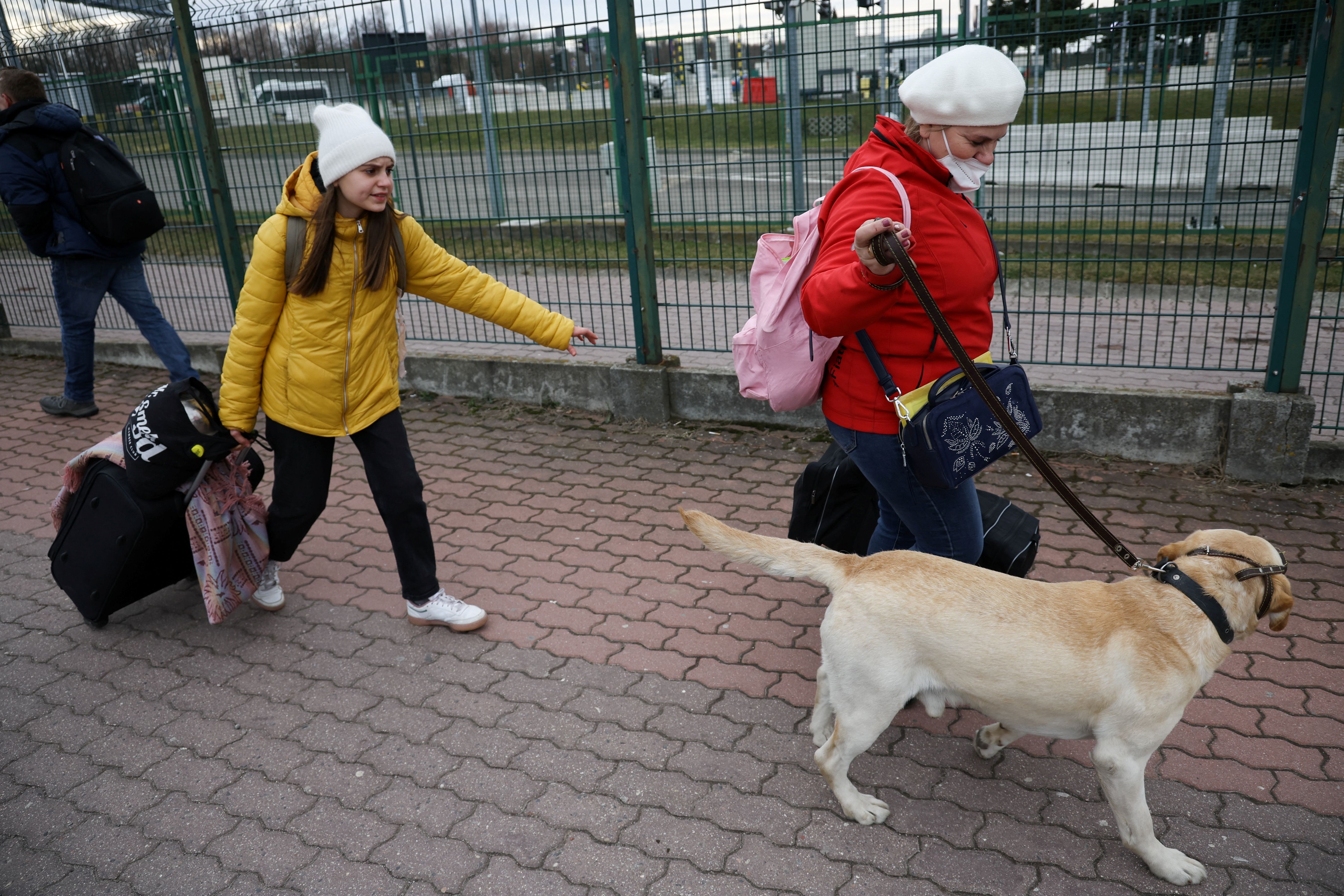 Iran Askes Hungary To Help Evacuate Nationals From Ukraine