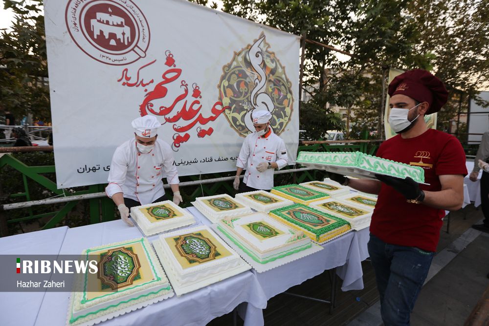 عضو شورای شهر تهران: بعضی‌ها می‌گویند جمعیت مراسم مذهبی به خاطر کیک و ساندیس است