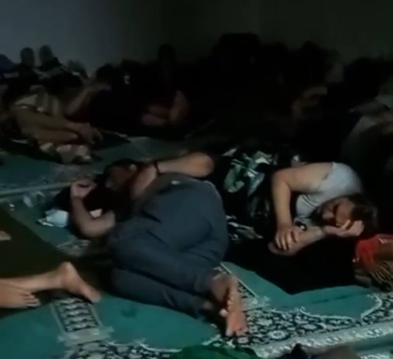 پزشکیان منتقدان نقض حقوق زندانیان را «بی‌عرضه» و «نامرد» خواند