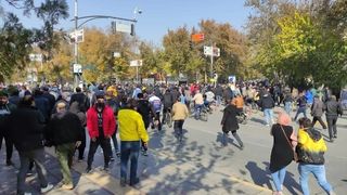 Water Protests Turn Into Anti-Government Unrest In Esfahan
