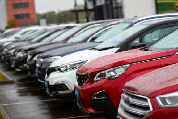 عضو کمیسیون امور داخلی در مجلس: حتما واردات خودرو انجام خواهد شد