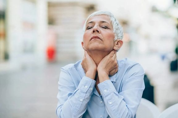 از چالشهای جنسی دوران یائسگی چه میدانیم؟