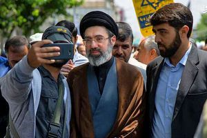 Guards push fast Mojtaba Khamenei announcement amid dissent over hereditary rule