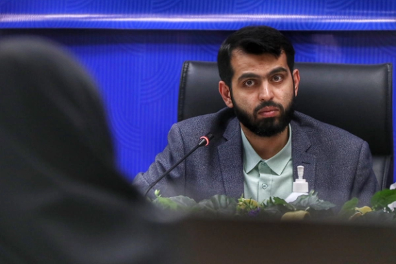 نماینده مجلس: باید شنبهها با آمریکا مذاکره میکردیم، دوشنبهها با چین