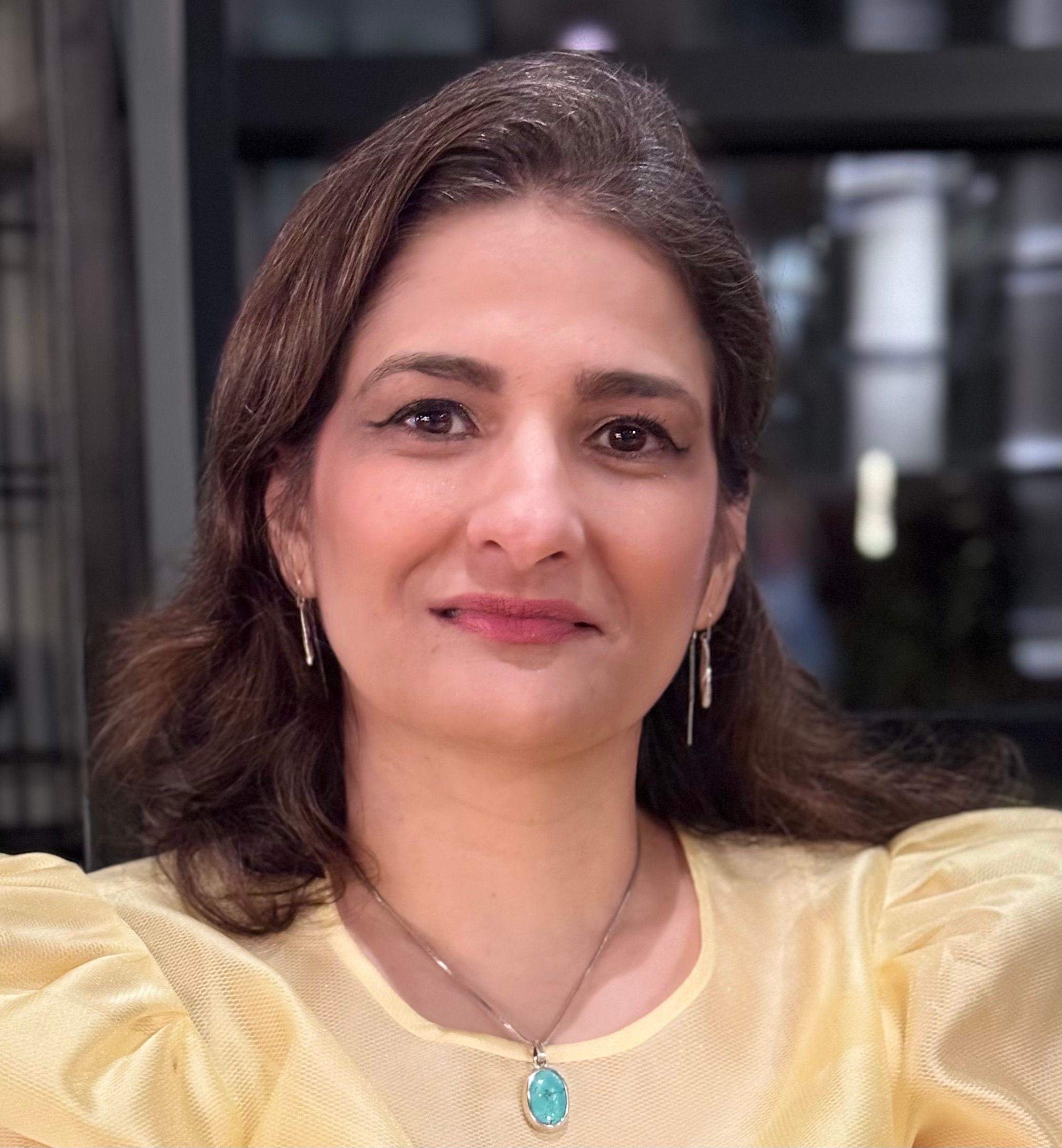 نعیمه دوستدار