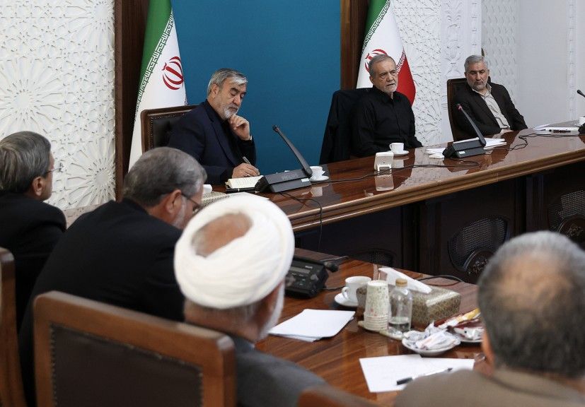 رییس کمیسیون امنیت ملی مجلس: سخنان پزشکیان درباره ضعف موشکی جمهوری اسلامی «تخصصی» نبود