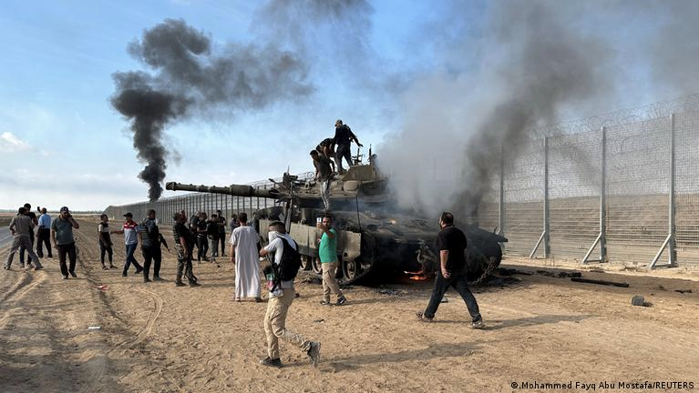 مرز بین روزنامه‌نگاری و بربریت؛ آیا ثبت و نشر تصاویر جنایات حماس اخلاقی بود؟