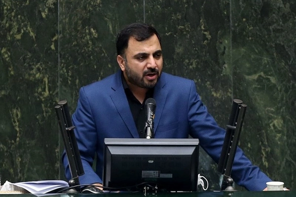 Minister of Communications: I use domestically produced mobile phones