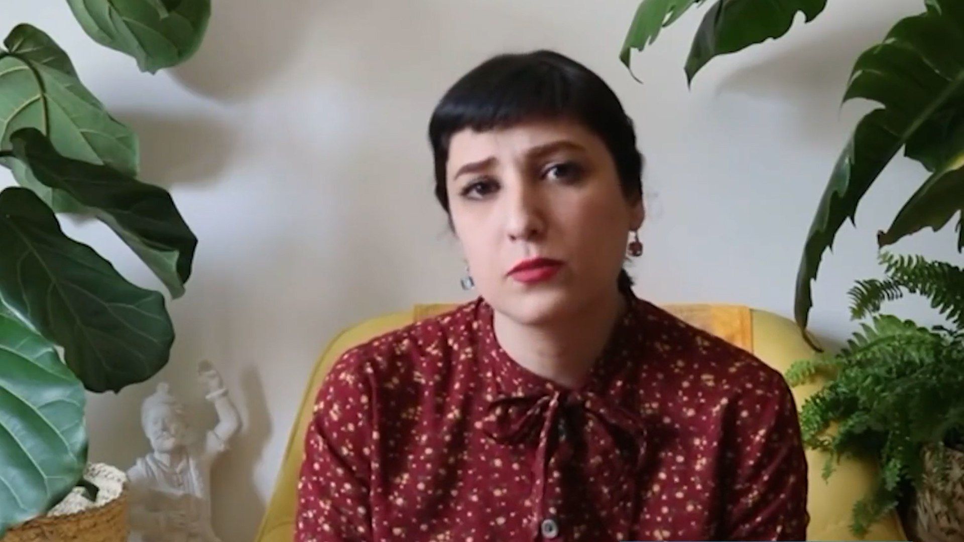 روایت آتنا فرقدانی از دو هفته بازداشت خودسرانه، شکنجه و تلاش برای مسموم کردنش در زندان