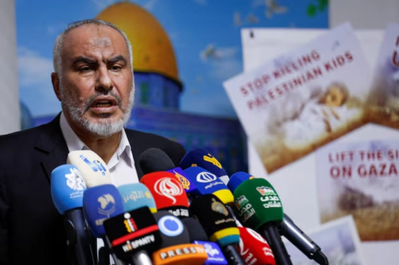 حماس اسرائیل را به «دستکاری در فهرست زندانیان مشمول آزادی» و «نقض آشکار توافق» متهم کرد