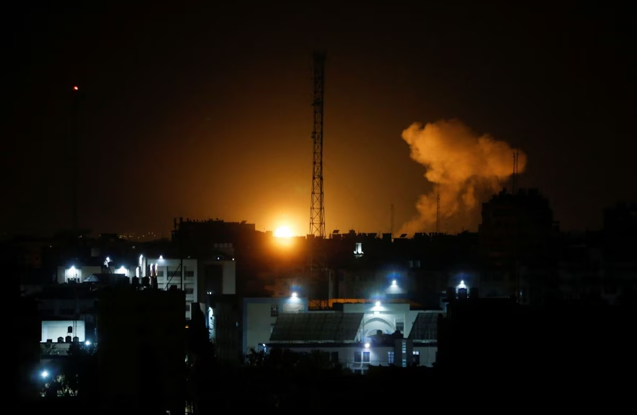 شلیک راکت از غزه و حمله تلافی‌جویانه جنگنده‌های اسرائیل به سایت تولید سلاح حماس