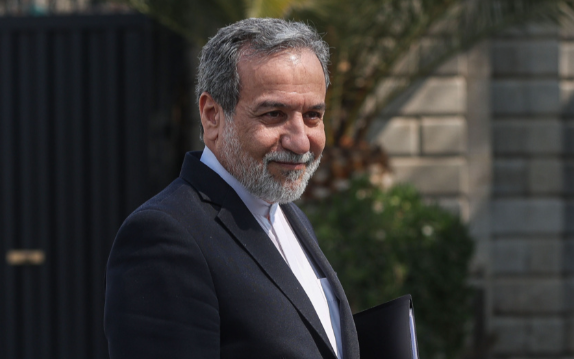 وزير الخارجية الإيراني: استفدنا من دروس الحرب مع إسرائيل