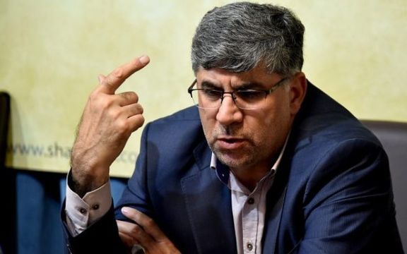 عضو کمیسیون امنیت ملی مجلس: با حل معضل بیکاری فرد با پوشش مناسبتری به سر کار میرود