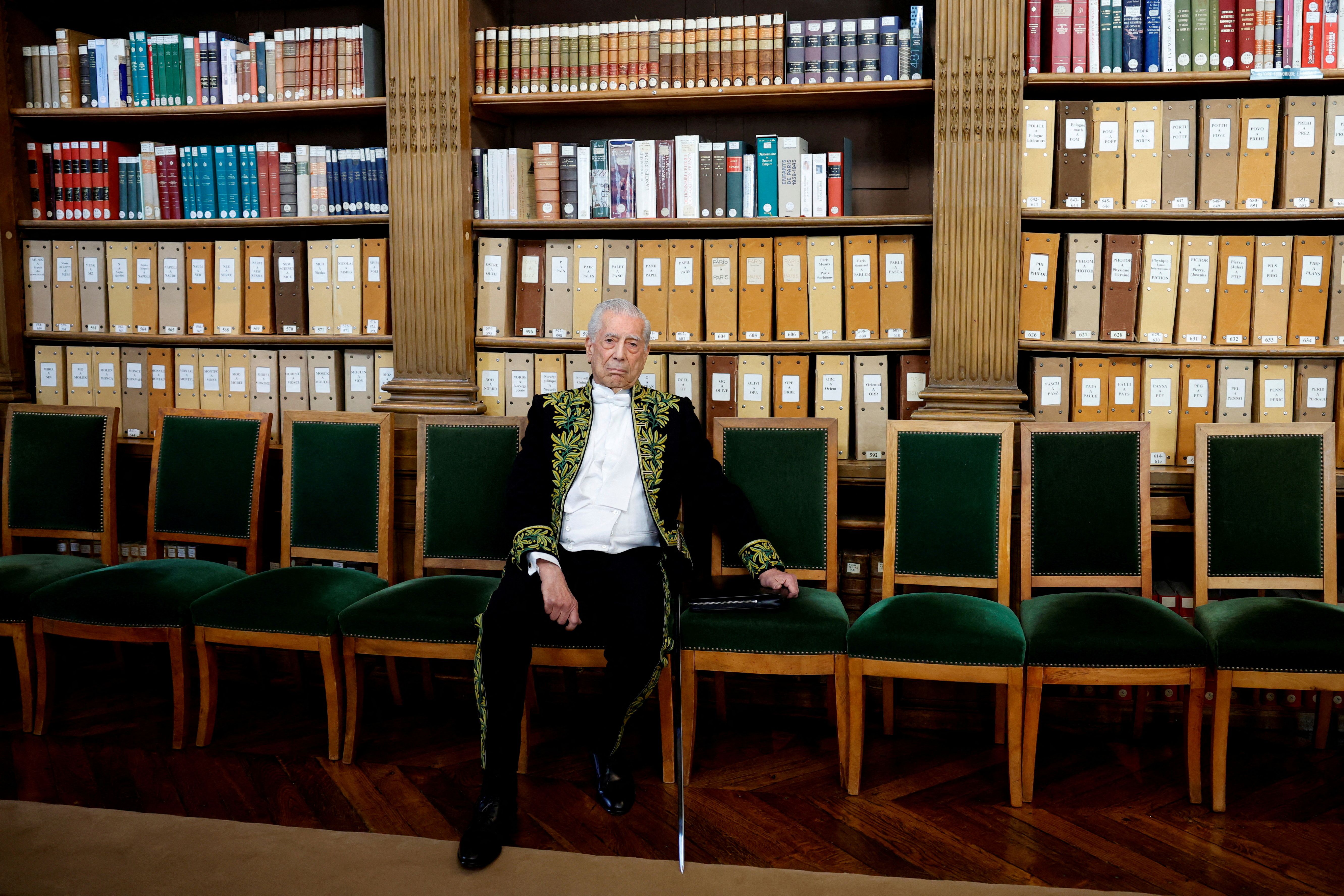 ماریو بارگاس یوسا، نویسنده پرویی و برنده نوبل ادبیات، درگذشت 