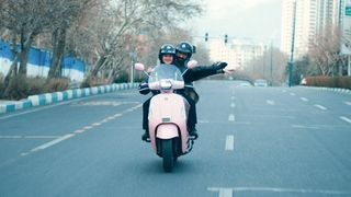 "الكوميديا الإلهية" في مهرجان البندقية: دورة الرقابة في السينما الإيرانية