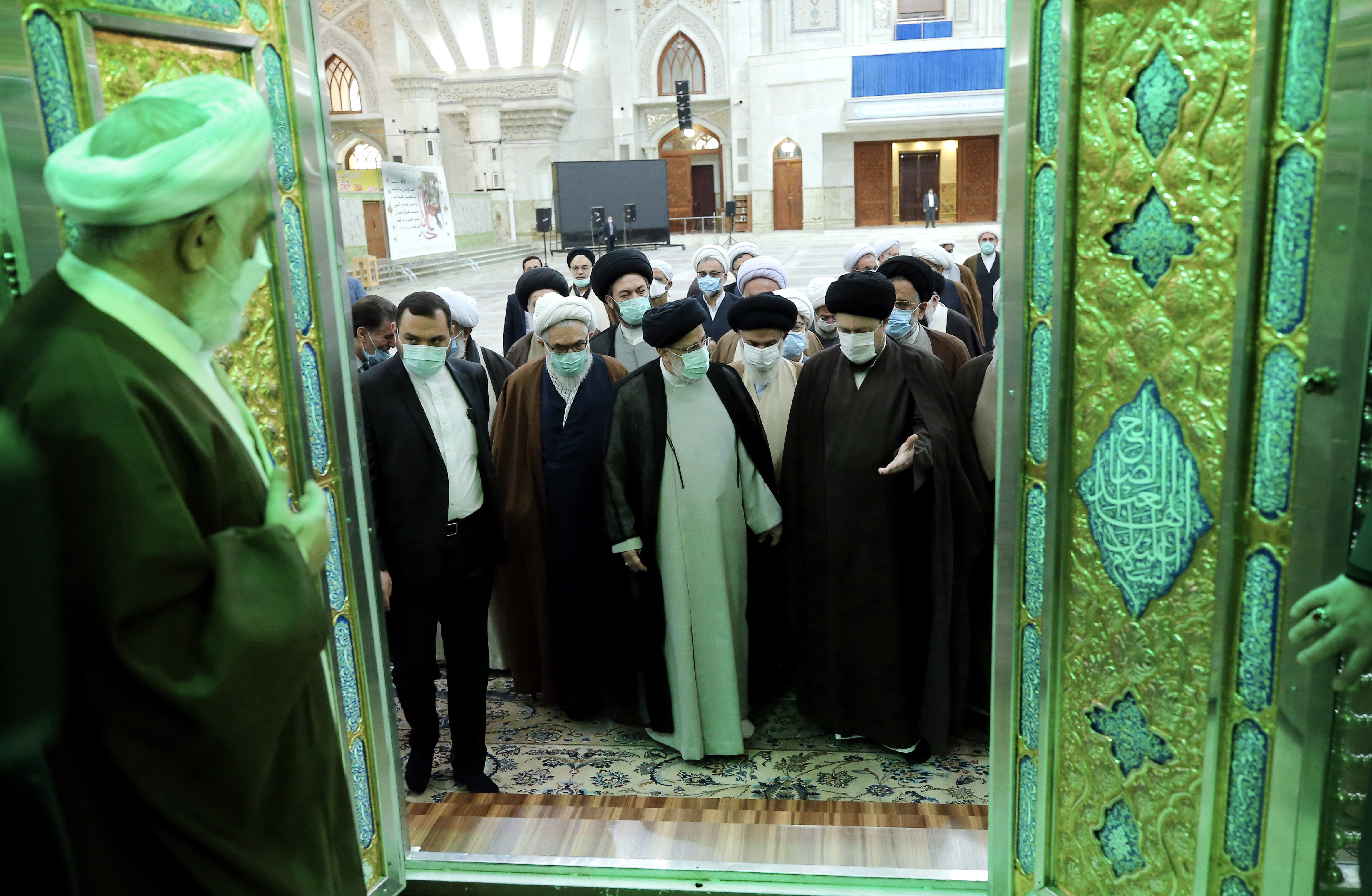 اعضای مجلس «خبرگان رهبری» بر خلاف دوره‌های قبل اجلاس خبرگان با خامنه‌ای دیدار نکردند