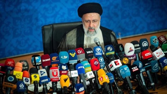 Iran, Venezuela Presidents Hold Phone Discussion, Call For More Trade