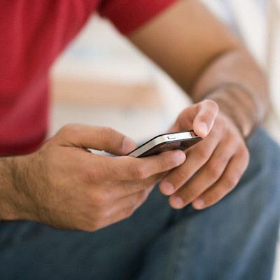 بنابر مطالعات جدید، امواج گوشیهای موبایل کیفیت اسپرم را کاهش میدهد