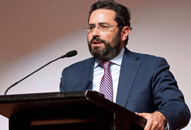 "مرصد الأمم المتحدة": شكوى بجرائم ضد الإنسانية تلغي مشاركة وزير خارجية إيران في "دافوس"