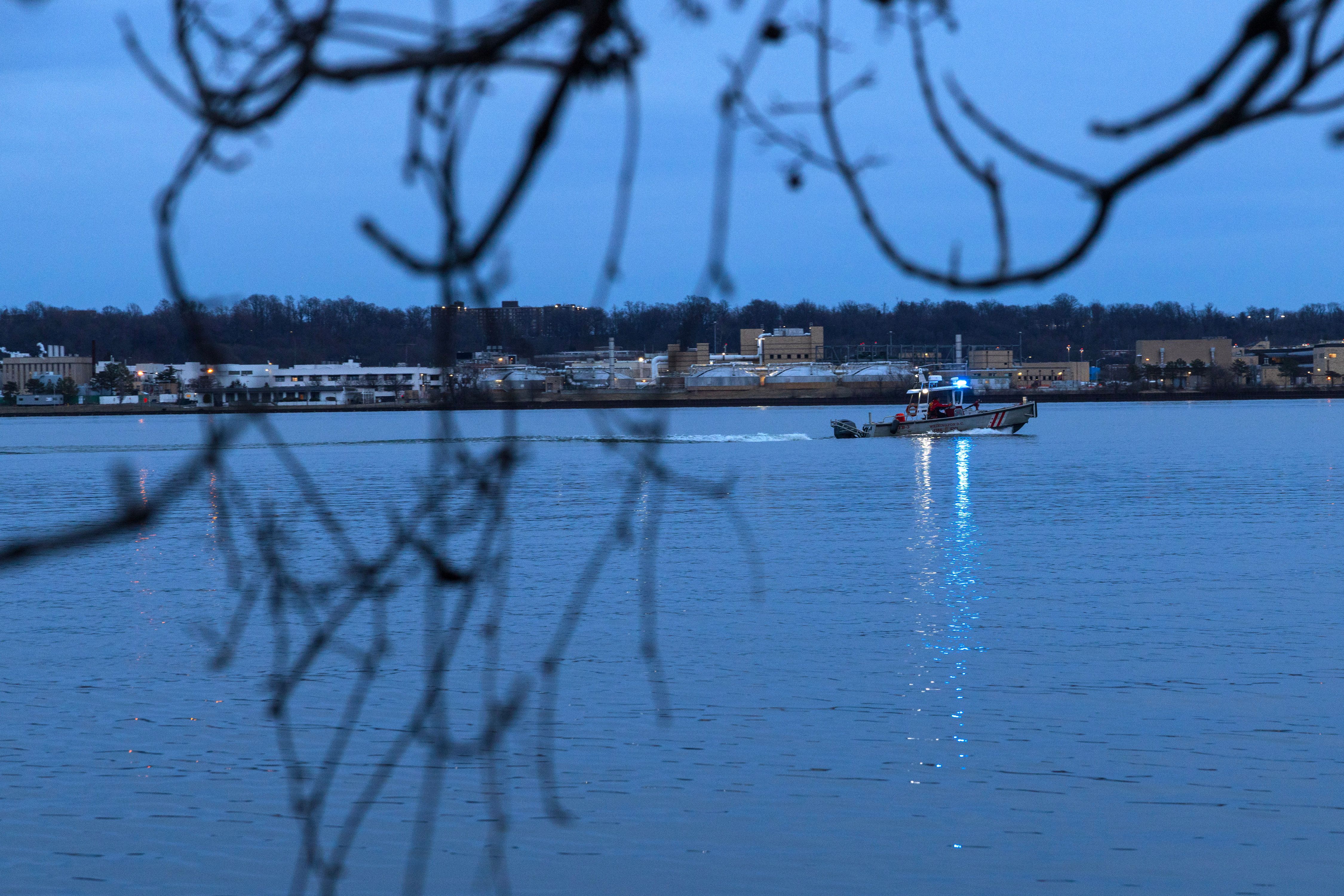 ترامپ: بالگردی که با هواپیما برخورد کرد، در ارتفاع غیرمجاز پرواز می‌کرد