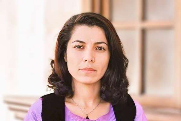 وریشه مرادی، زندانی سیاسی، پس از احضار به دادگاه انقلاب: دادگاه را به رسمیت نمیشناسم
