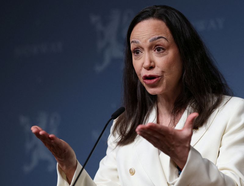 ماچادو وعده بازگشت به ونزوئلا را داد و خواستار برگزاری انتخابات شد