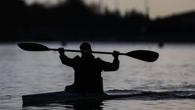 آرمان نوذرزاده، قهرمان قایقرانی هرمزگان، در انفجار بندرعباس کشته شد
