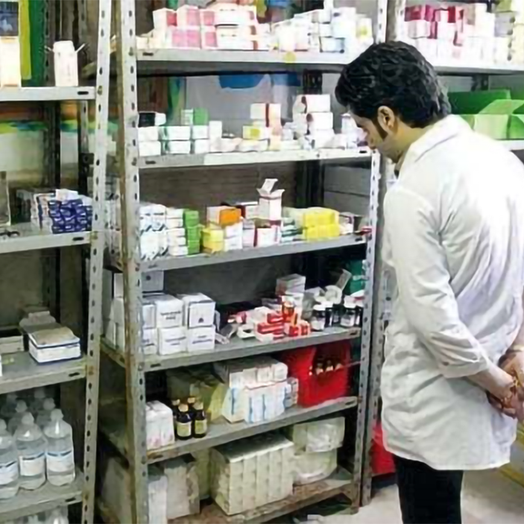 وزارت بهداشت: اجرای طرح دارویار و ساماندهی ارز دارو از بامداد پنجشنبه آغاز شد