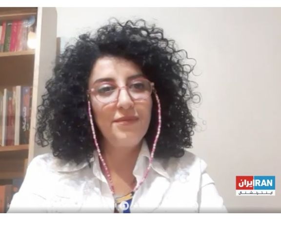 بعد تعرضها لانتقادات.. ناشطة إيرانية بارزة: يجب استهداف الحرس الثوري بالعقوبات