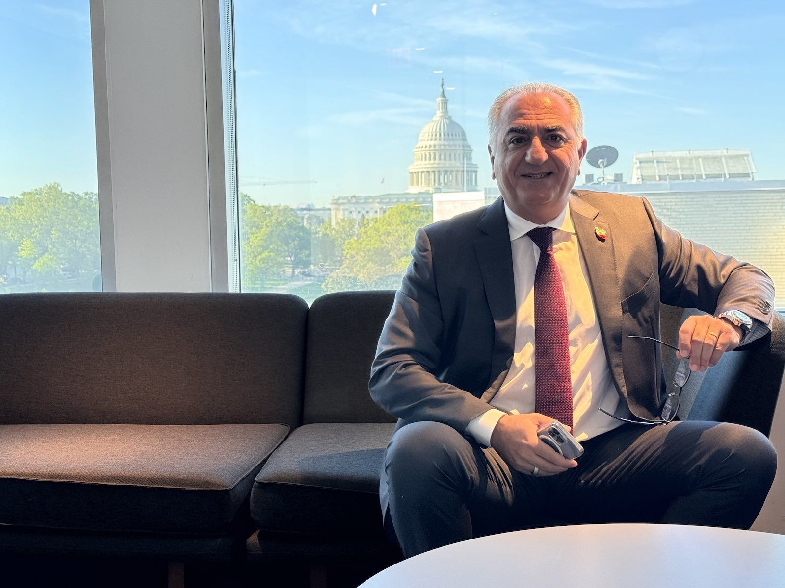 شاهزاده رضا پهلوی: انگلستان از شهروندان مقابل خشونت وابستگان رژیم ایران حفاظت کند