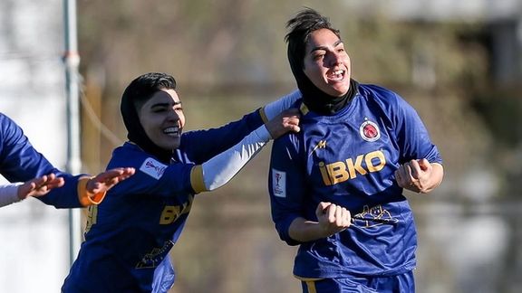 هفته پانزدهم لیگ برتر فوتبال زنان؛ خاتون بم و سپاهان، همچنان امتیاز نمیدهند